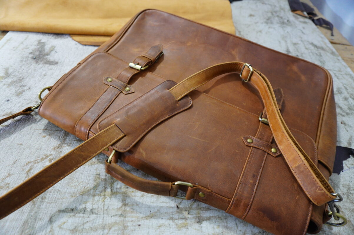 Handmade Real Leather Laptop Bag for Men/Women